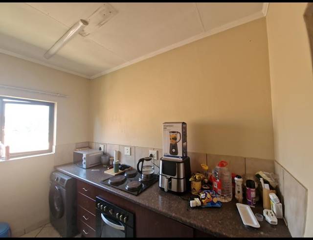 1 BEDROOM APARTMENT FOR SALE IN KLIPPOORTJE